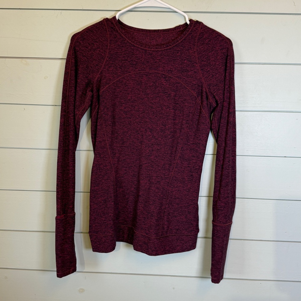 Lululemon cypress kiss long sleeve‎ warm layer shirt ruby star women's size 4